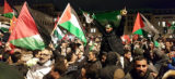Bundesregierung und Muslime verurteilen Verbrennen israelischer Fahnen