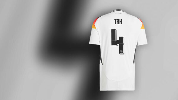 Erinnert An SS Runen DFB Stoppt Verkauf Von Trikot Mit Nummer 44