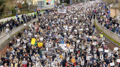 Demo, Demonstration, Menschen, Hanau, Rassismus, Rechtsextremismus, Rechtsterrorismus